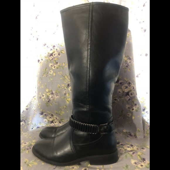 **BRAND NEW** Grunge Accent Boots - Picture 2 of 2
